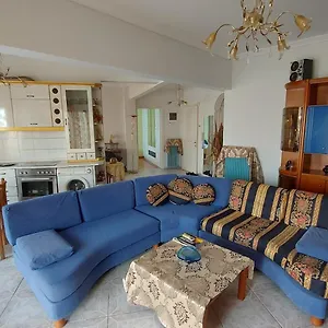 Spacious , Θεσσαλονίκη Ελλάδα